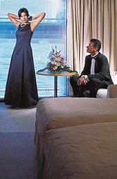 Cruises Around The World Queen Elizabeth 2 Cruises Around The World Cunard World Cruises