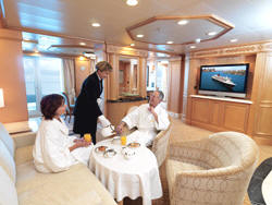 Cruises Around The World Cunard Cruise Queen Mary 2 qm 2 Q2 Master Suites