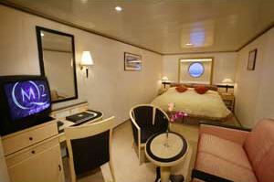 Cunard Queen Mary 2 Deck 5 Cruise Itinerary luxury cruise information